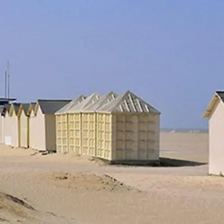 Дом отдыха Les Pins Noirs